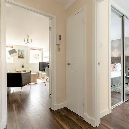 Stunning 1 Bed At Holyrood Palace & Arthurs Seat Edinburgh Exterior photo